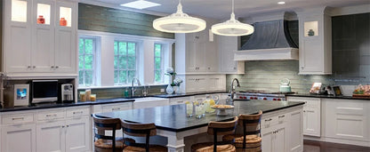 Smart Ceiling Fan Light – E27 Screw-In with Remote Control